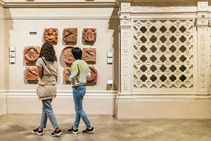 Turin: Palazzo Madama Museum of Ancient Art Entrance Ticket - The monumental staircase and tower: your two best reasons to go