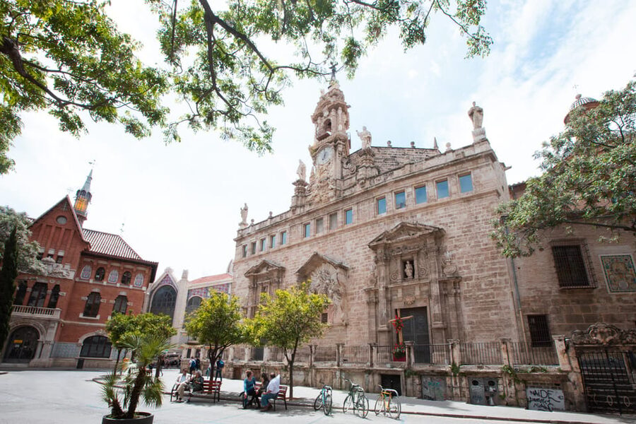 Valencia: San Nicolas, Silk Museum and Santos Juanes Church - How Long It Takes (and How to Plan Your Order)