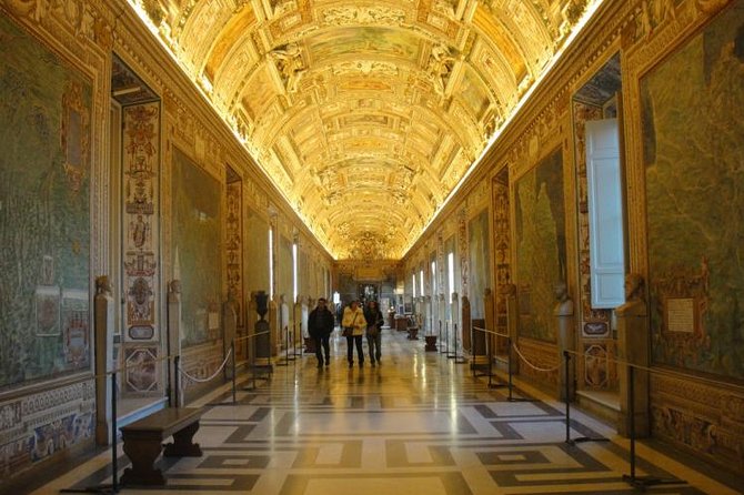 Vatican Evening Tour: the Museums at Their Best I Max 6 People - Why an Evening Start Helps So Much