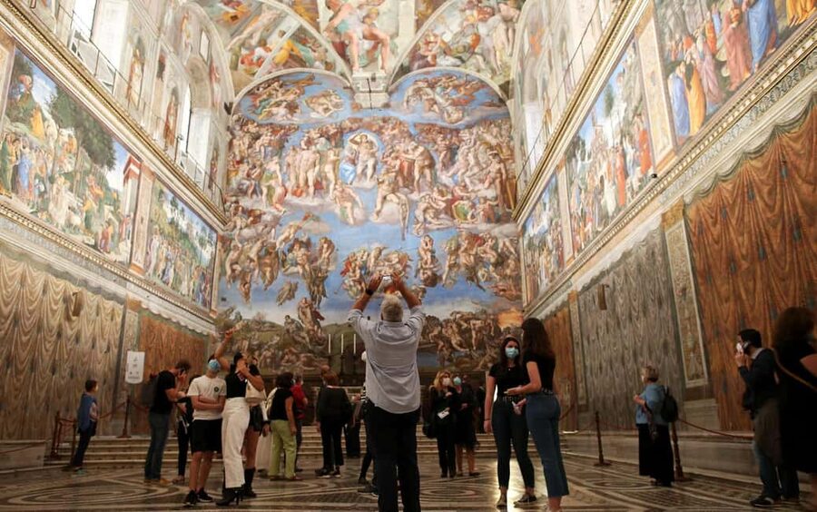 Vatican: Guided tour of the Vatican Museums and Sistine Chapel - Meet at Habemus Tours: A Smooth Start for a Small Group