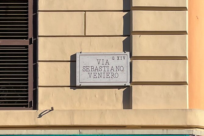 Vatican Museums and the Sistine Chapel Skip-the-Line Tour - Gallery of Maps: a hidden-by-name kind of stop that feels surprisingly cool
