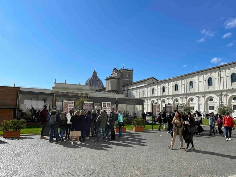 Vatican Museums & Sistine Chapel Entry Ticket - Security lines, crowd behavior, and the reality of Vatican flow