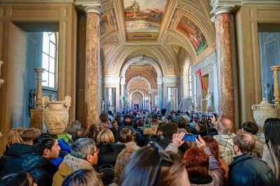 Vatican Museums & Sistine Chapel Guided Tour - Entering the Vatican without getting lost