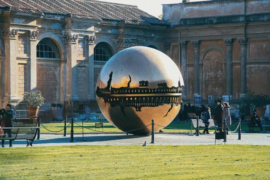 Vatican Museums & Sistine Chapel Guided Tour - Vatican Museums stop: Laocoön and the scale of ancient power