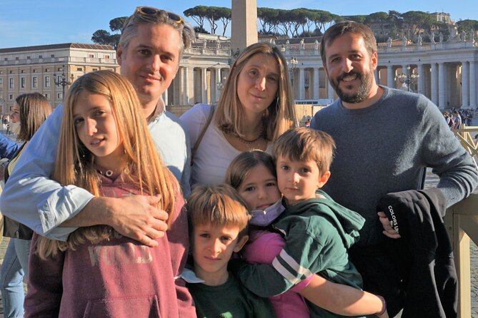 Vatican Museums, Sistine Chapel & Saint Peter's Semi-Private Tour - Inside the Vatican Museums in 2 hours: double-helix, Laocoon, Maps and Tapestries