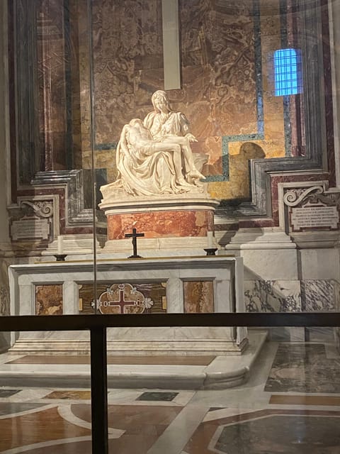 Vatican: Museums, Sistine Chapel Tour & St. Peter's Basilica - What it’s like day-of: tour flow, language, and group comfort