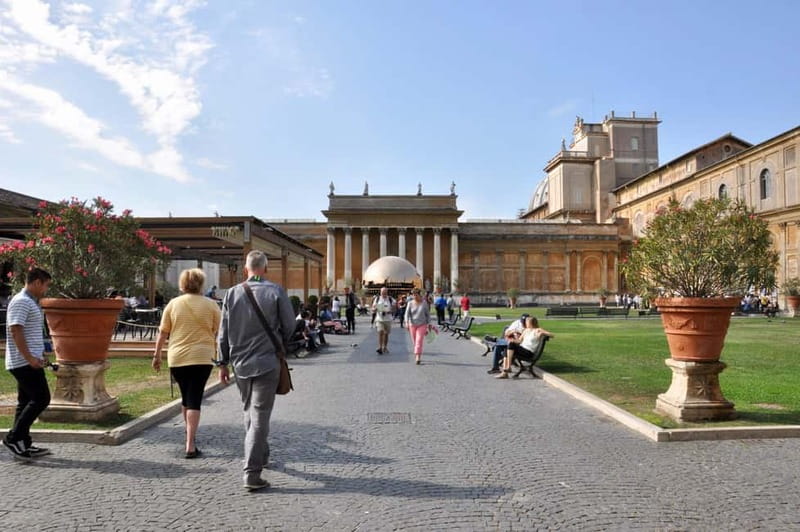 Vatican Museums & Sistine Chapel Tour with Optional Basilica - Group size, guide quality, and why headsets change everything