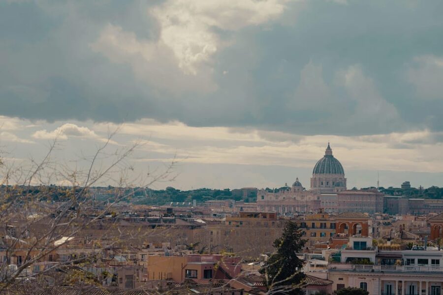 Vatican Museums & St Peter's Basilica Small Group Tour - Sistine Chapel with headsets: how to make limited time count