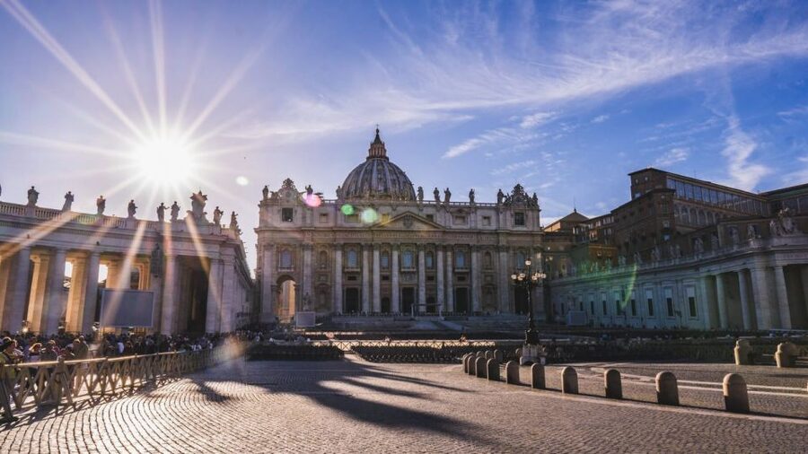 Vatican: St. Peter's Basilica & Vatican Museums Guided Tour - Meeting the guide: where you start and how not to lose time