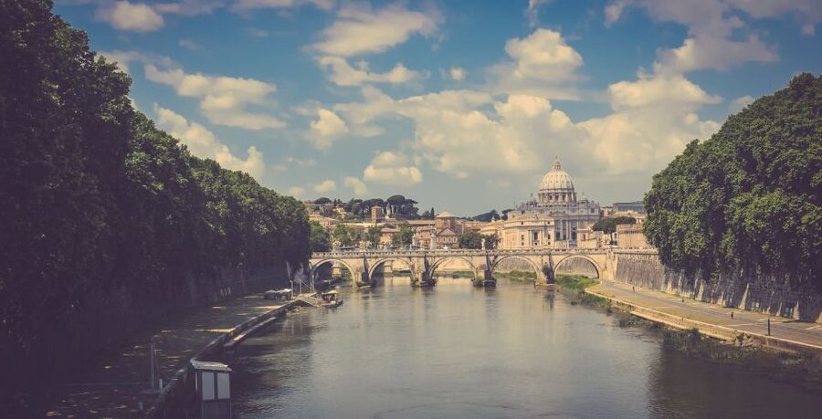 Vatican: St. Peter's Basilica & Vatican Museums Guided Tour - What to wear and bring: dress code and carry-on rules