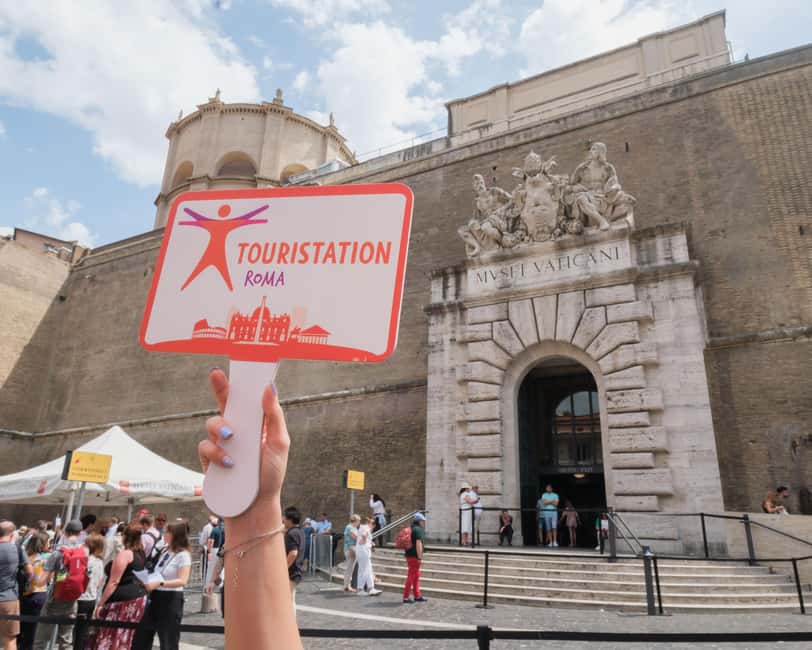 Vatican: Vatican Museums Sistine Chapel Skip-the-Line Ticket - Your self-guided plan: Hall of Maps to Raphael Rooms