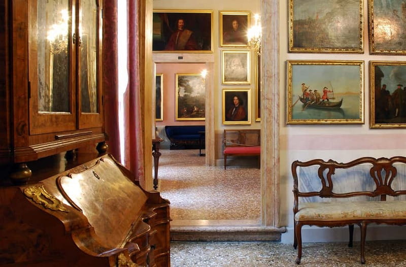 Venice: City Pass with Museums including Doge's Palace - Murano glass and Burano lace: the easiest way to add islands