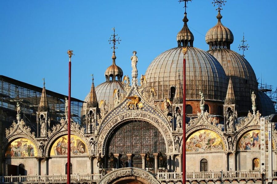Venice: St. Mark’s Basilica Live Guided Tour - Skip-the-line entry: why it’s worth doing in St. Mark’s