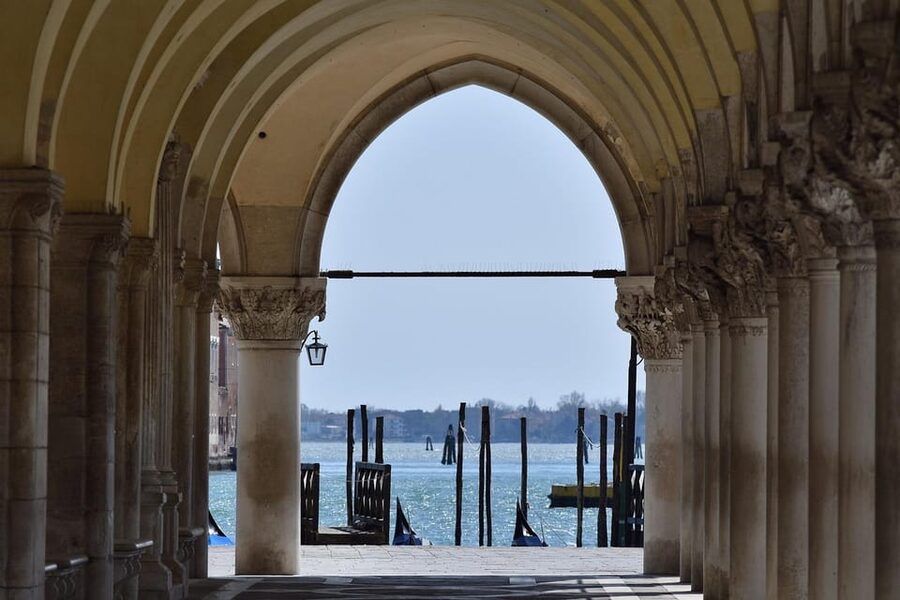 Venice: St. Mark’s Basilica Live Guided Tour - Meeting point and on-the-ground logistics (so you don’t waste your time)