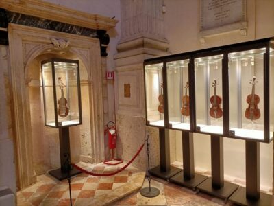 Venice: Vivaldi Baroque Concert Ticket and Free Music Museum - The Music Museum in San Maurizio: Free Entry and Real Instrument Craft
