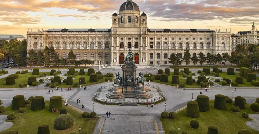 Vienna: Kunsthistorisches and Leopold Museum Combo Ticket - Kunsthistorisches Museum Vienna: Habsburg Collections and the Bruegel Gravity