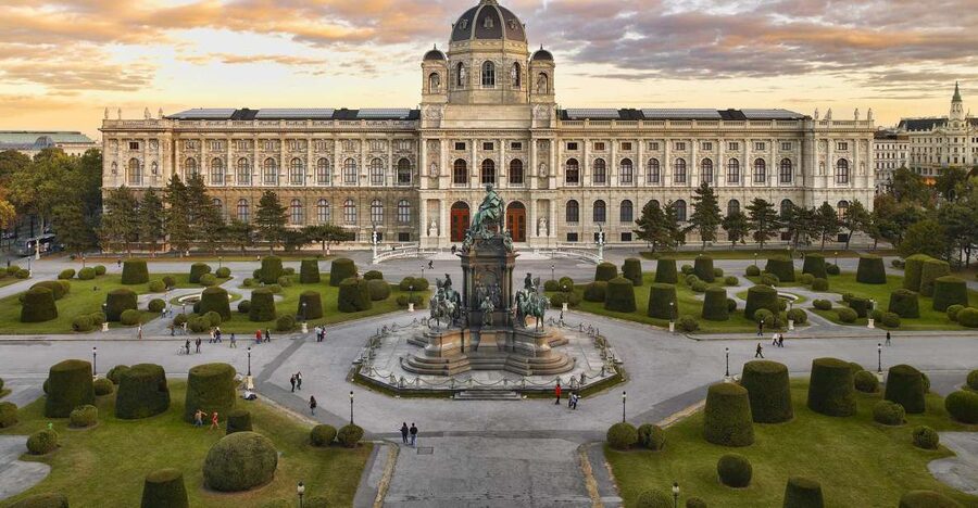 Vienna Kunsthistorisches Museum Day Admission Ticket - A museum that feels like Vienna’s art vault