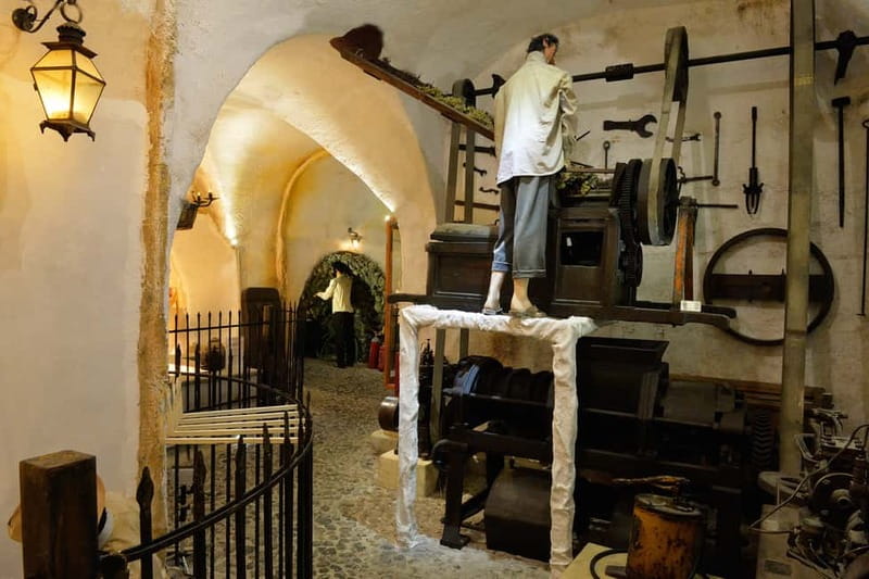 Vothonas: Wine Museum Ticket with Tastings and Audio Guide - Underground wine on Santorini: Vothonas in real life