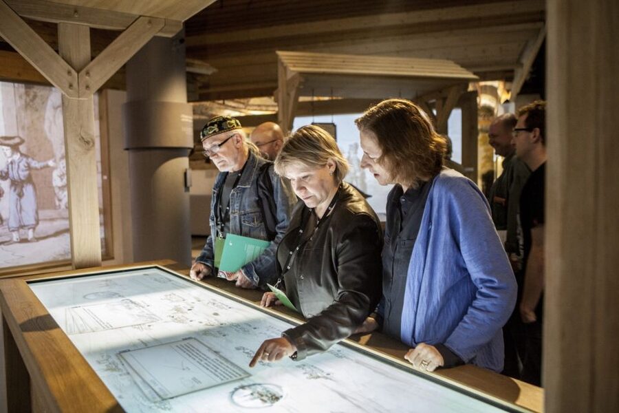 Warsaw: POLIN Museum of the History of Polish Jews Ticket - Lunch inside POLIN: easy reset without leaving your day behind