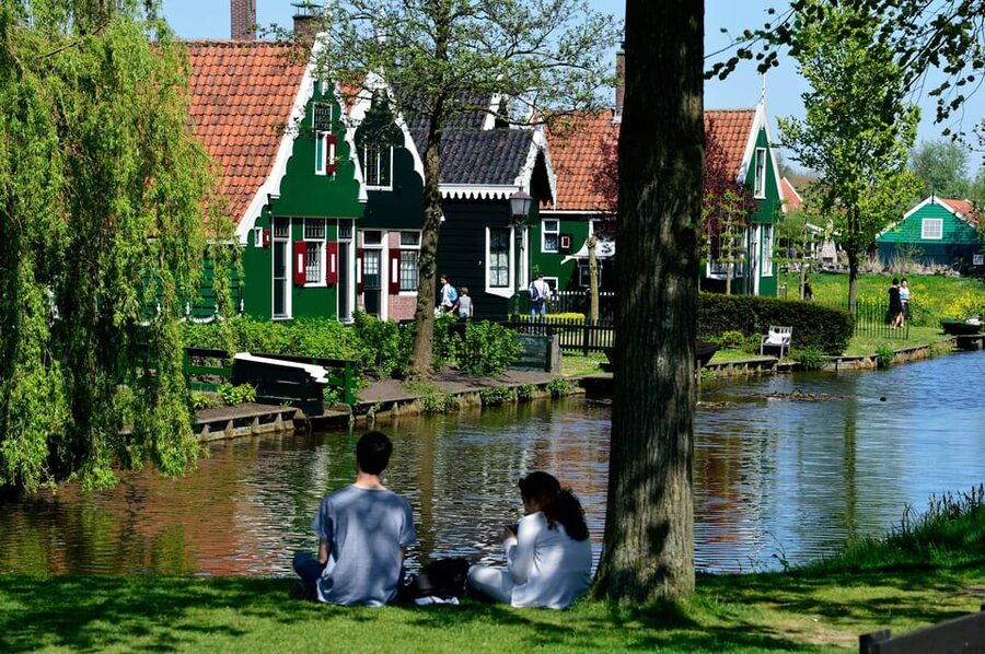 Zaanse Schans: Windmill & Museum Entry Ticket w/ Audio Guide - Other heritage stops: Weaver’s House, Coopery, and the Style Room closures